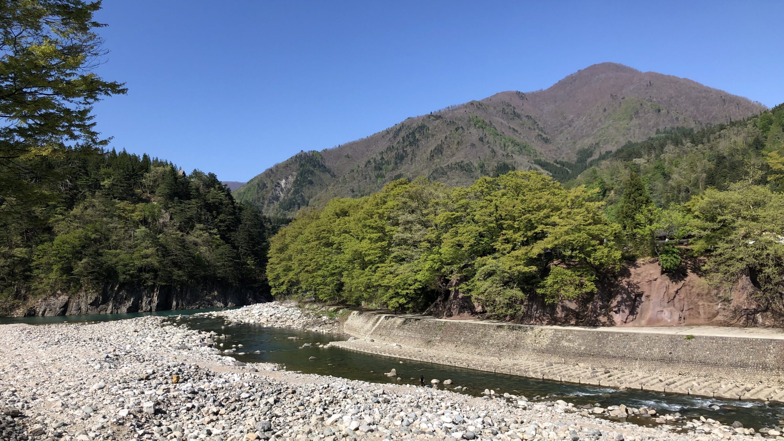 上高地の川沿い