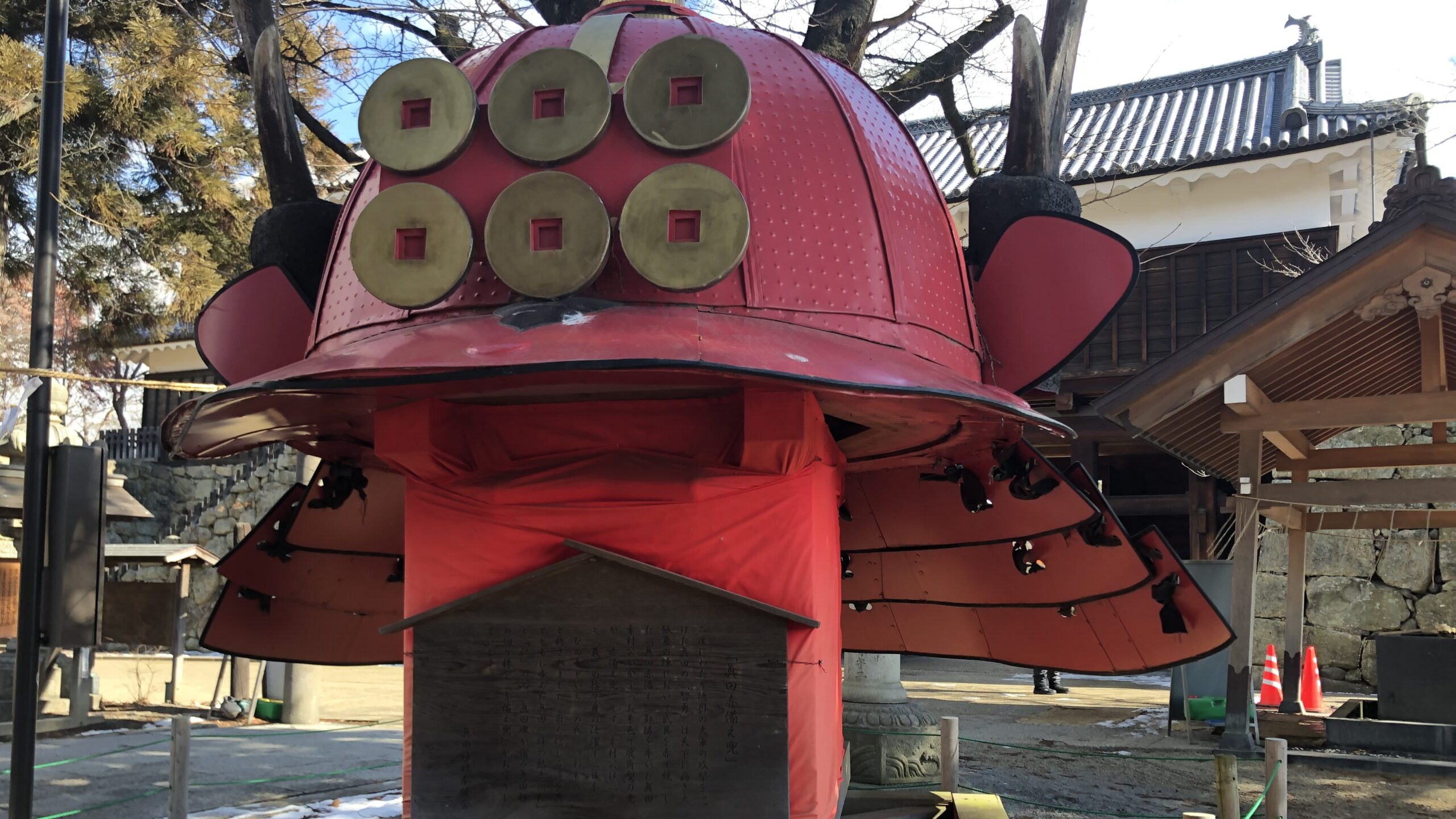 上田城跡内のモニュメント